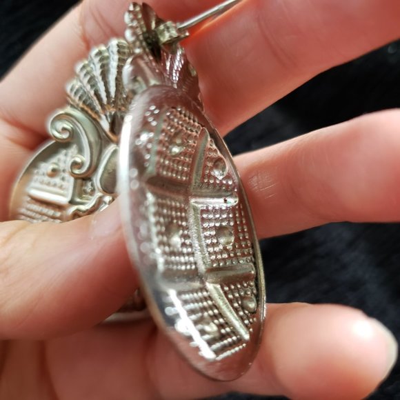 VTG Large Silver Tone Statement Earrings - Picture 8 of 8